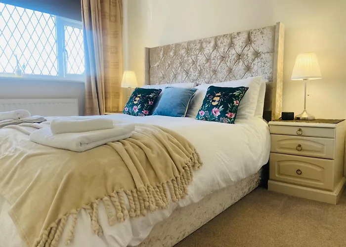Danby House Messingham Nr Lincoln, Golf, Contractor, Family Stays