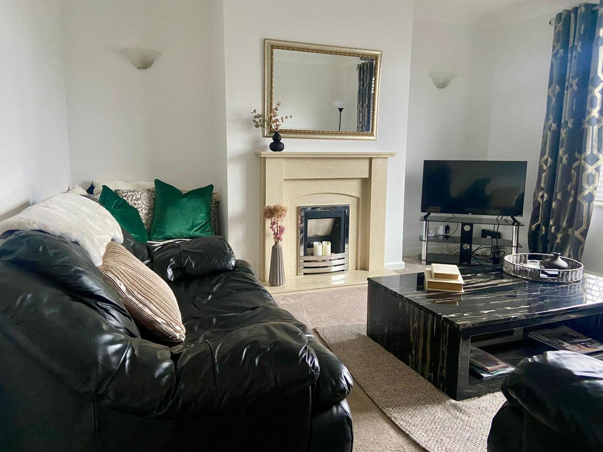 Danby House Messingham Nr Lincoln, Golf, Contractor, Family Stays Holiday home